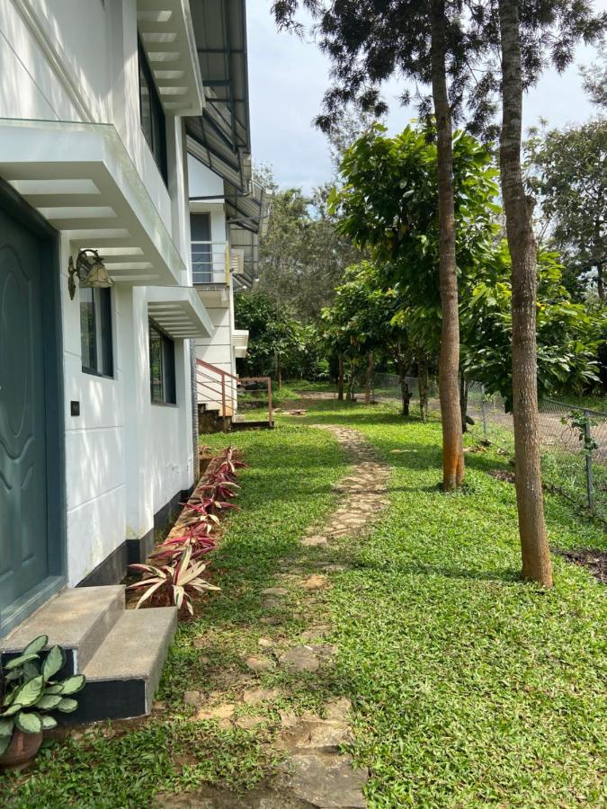 Mannoor Farms Mountain View Stays, Munnar Exterior photo