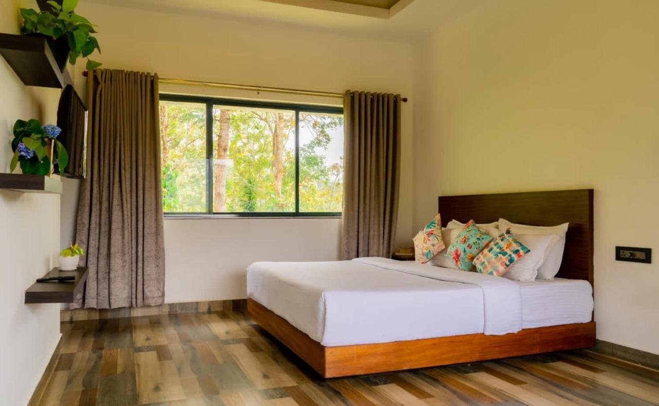 Mannoor Farms Mountain View Stays, Munnar Exterior photo